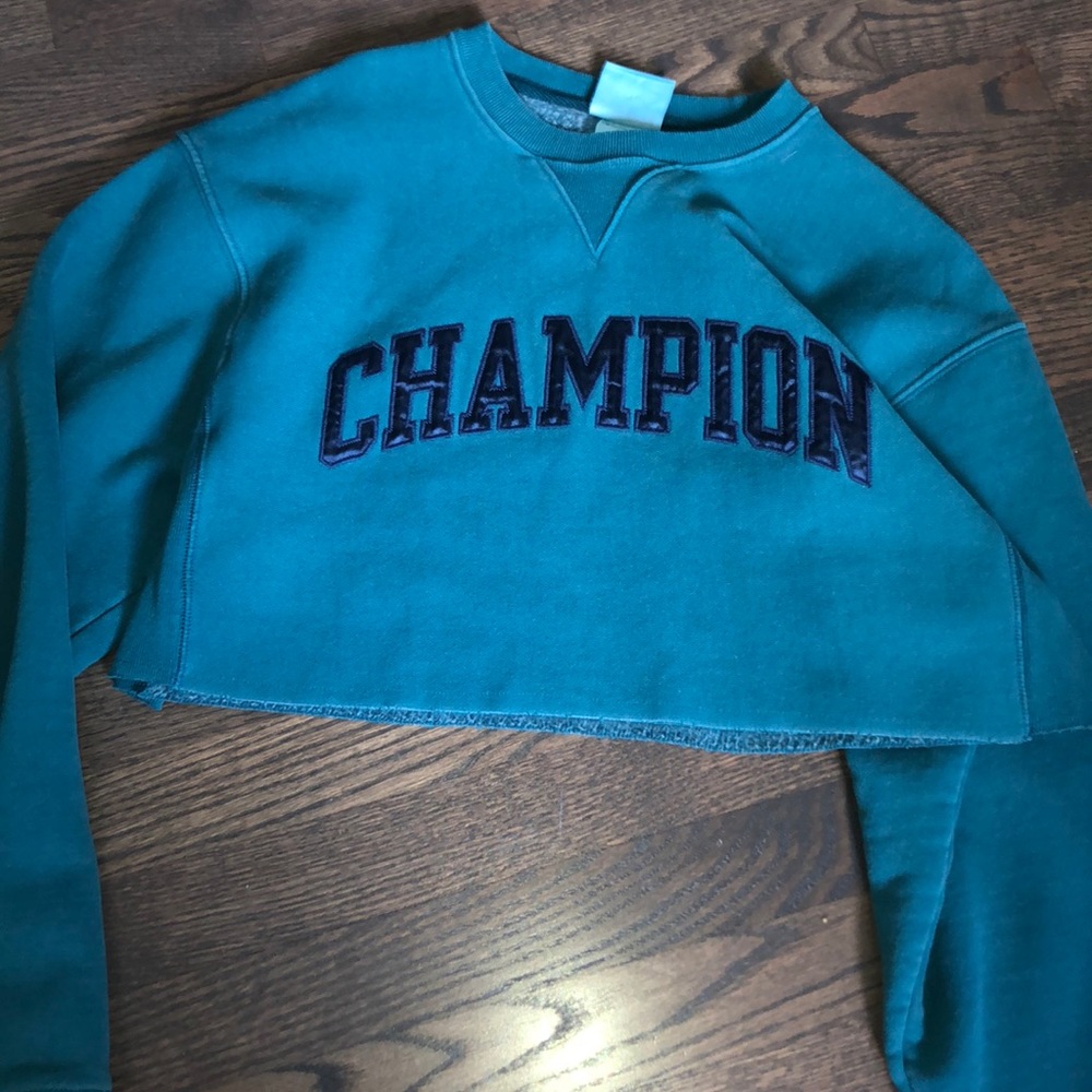 Champion cropped sweatshirt